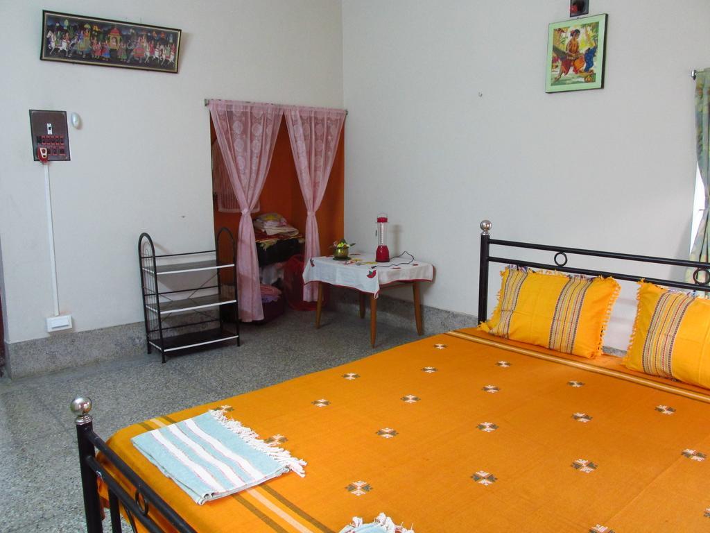 Pubali Homestay Bolpur Exteriör bild