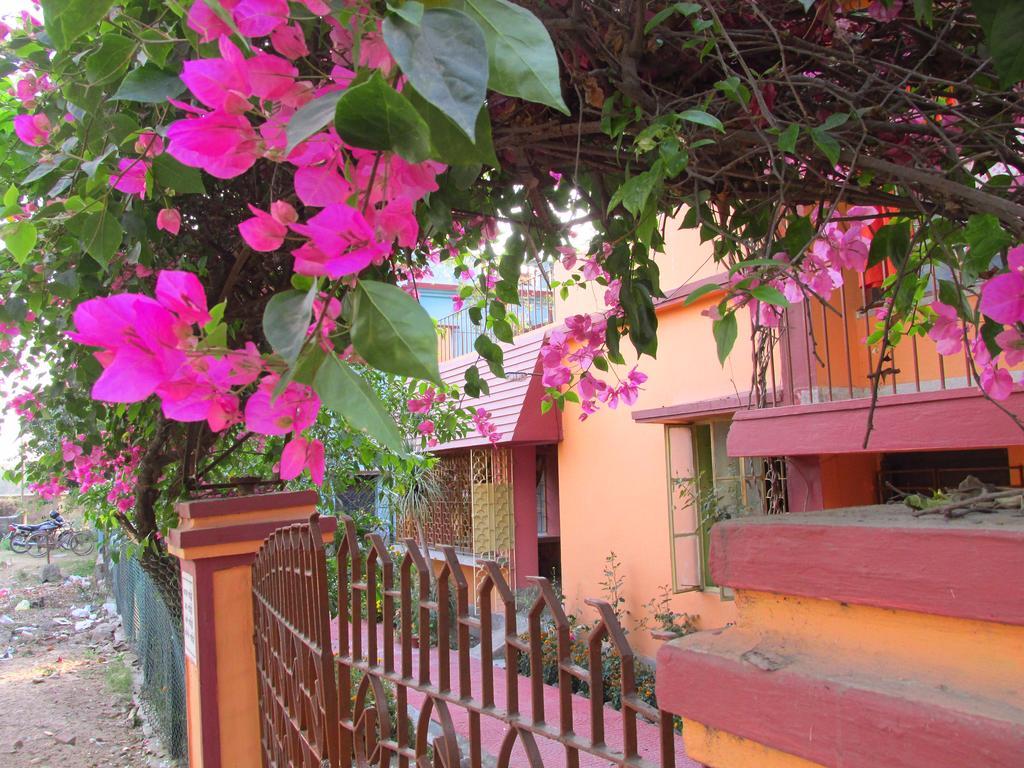 Pubali Homestay Bolpur Exteriör bild